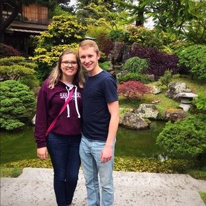 Meet your posher, Maddie!